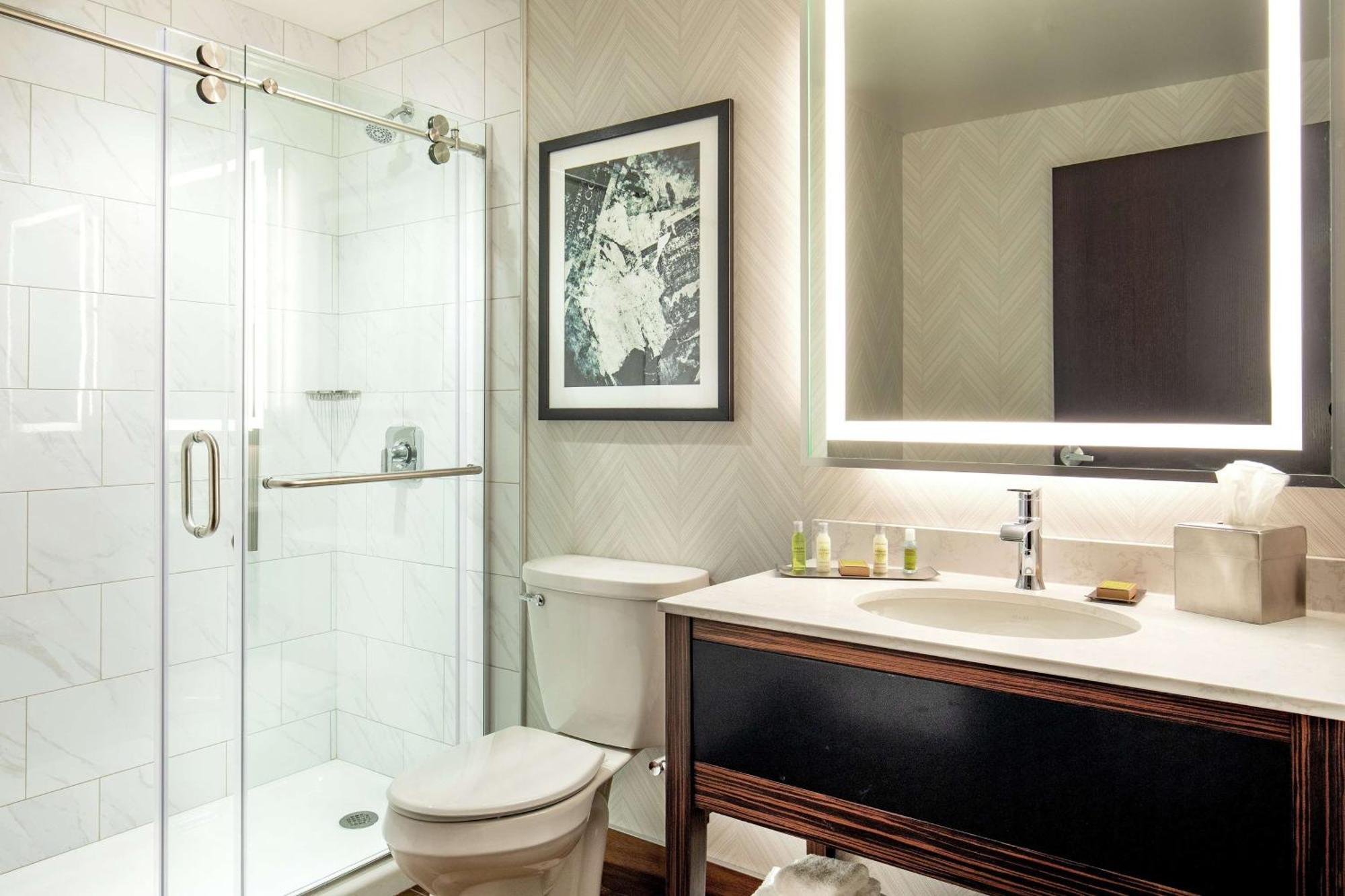 ดับเบิลทรี บาย ฮิลตัน ยังทาวน์ Hotel ยังส์ทาวน์ ภายนอก รูปภาพ