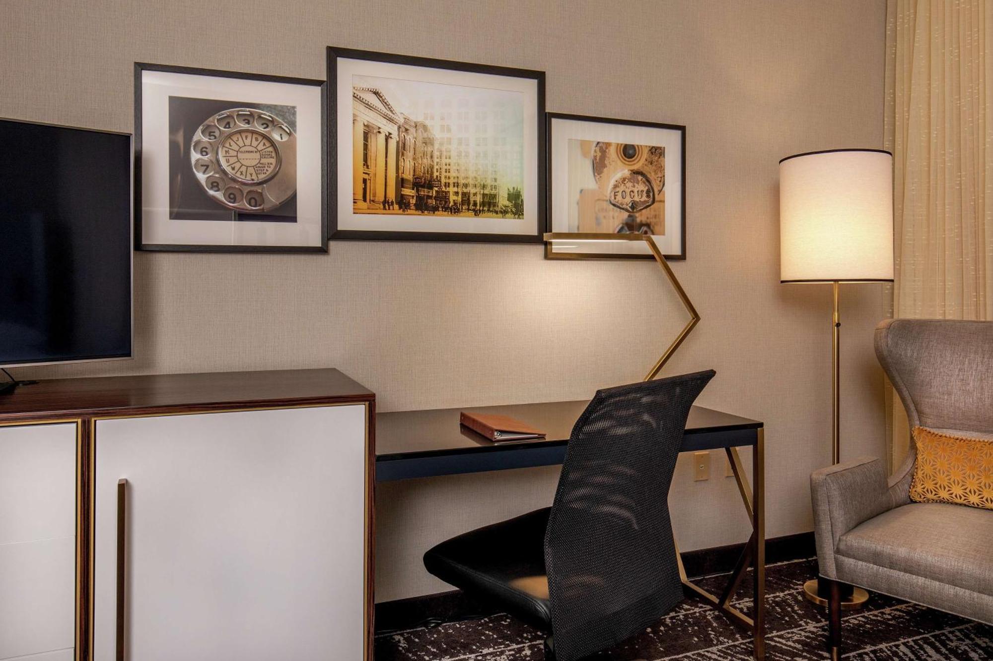 ดับเบิลทรี บาย ฮิลตัน ยังทาวน์ Hotel ยังส์ทาวน์ ภายนอก รูปภาพ